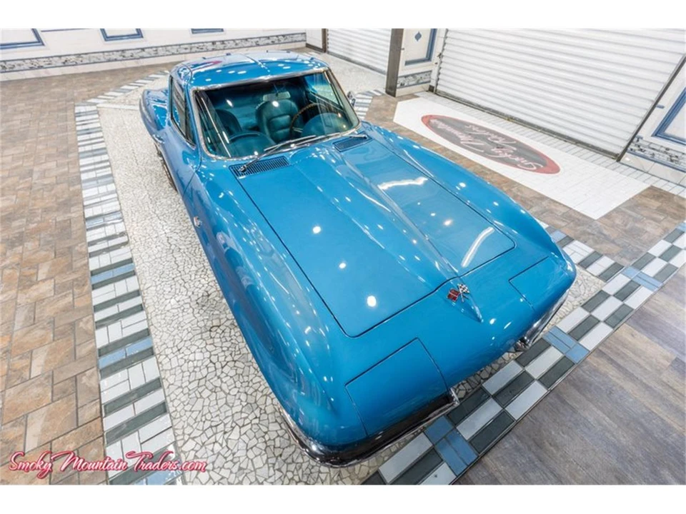 1965 Chevrolet Corvette C2 - Image 16 of 31