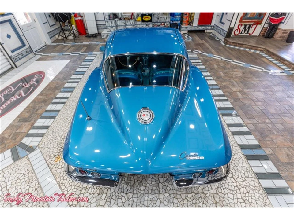 1965 Chevrolet Corvette C2 - Image 30 of 31