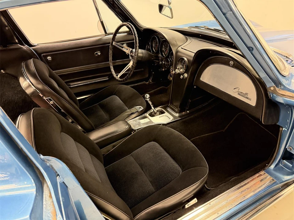 1965 Chevrolet Corvette C2 - Image 7 of 16