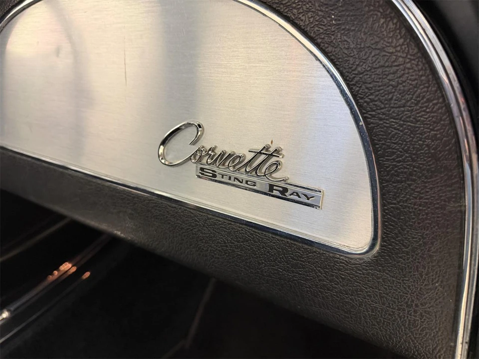 1965 Chevrolet Corvette C2 - Image 8 of 16