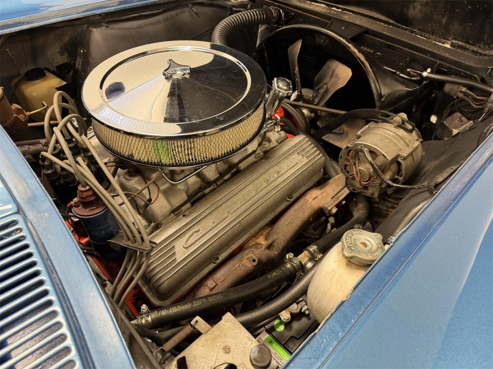 1965 Chevrolet Corvette C2 - Image 11 of 16
