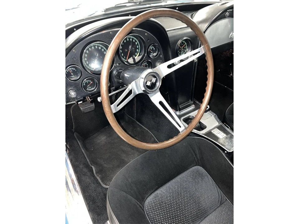 1965 Chevrolet Corvette C2 - Image 16 of 16