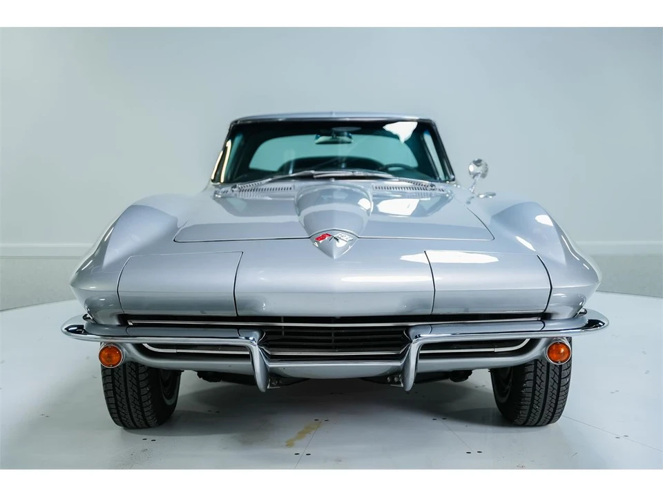 1965 Chevrolet Corvette C2 - Image 8 of 31