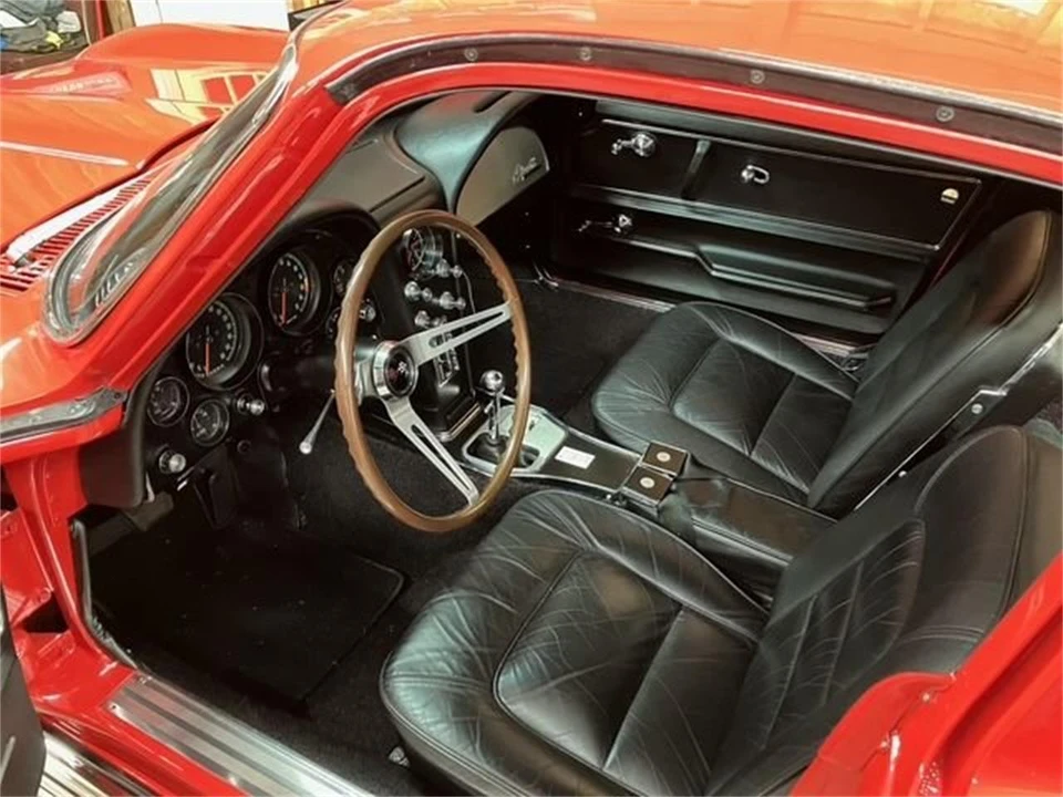 1965 Chevrolet Corvette C2 - Image 4 of 7
