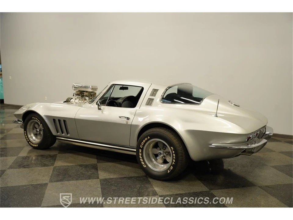 1965 Chevrolet Corvette C2 - Image 9 of 31