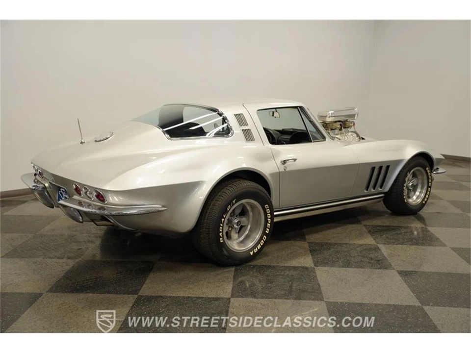 1965 Chevrolet Corvette C2 - Image 13 of 31