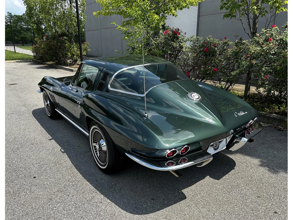 1965 Chevrolet Corvette C2 - Image 6 of 31