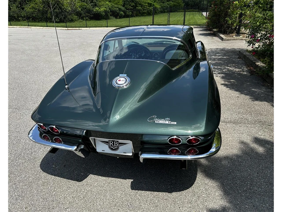 1965 Chevrolet Corvette C2 - Image 14 of 31