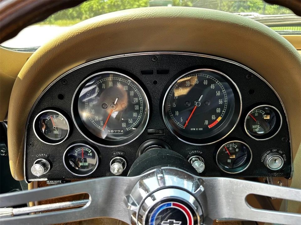 1965 Chevrolet Corvette C2 - Image 28 of 31