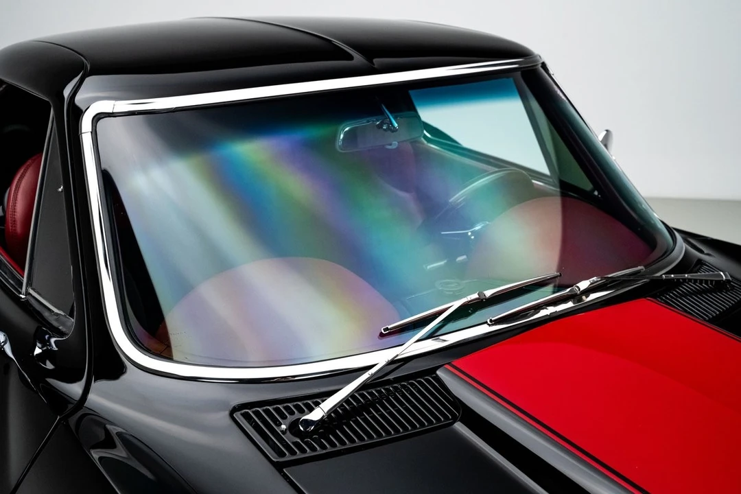 1965 Chevrolet Corvette C2 - Image 11 of 31