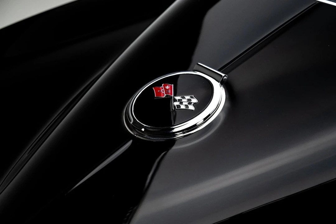 1965 Chevrolet Corvette C2 - Image 24 of 31