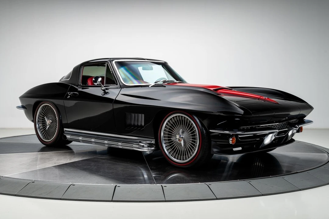 1965 Chevrolet Corvette C2 - Image 10 of 31