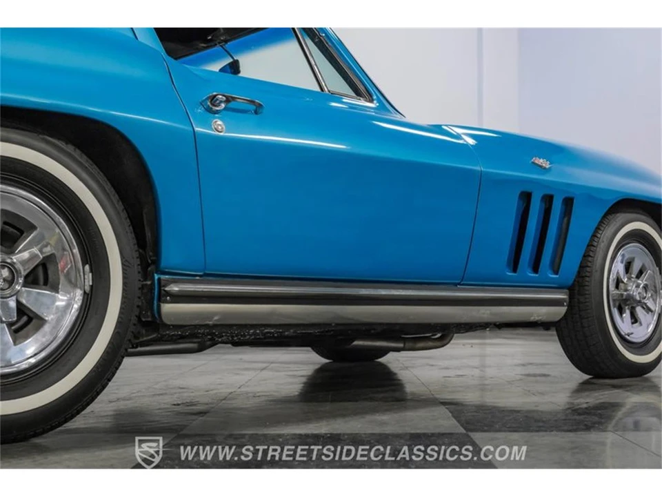 1965 Chevrolet Corvette C2 - Image 26 of 31