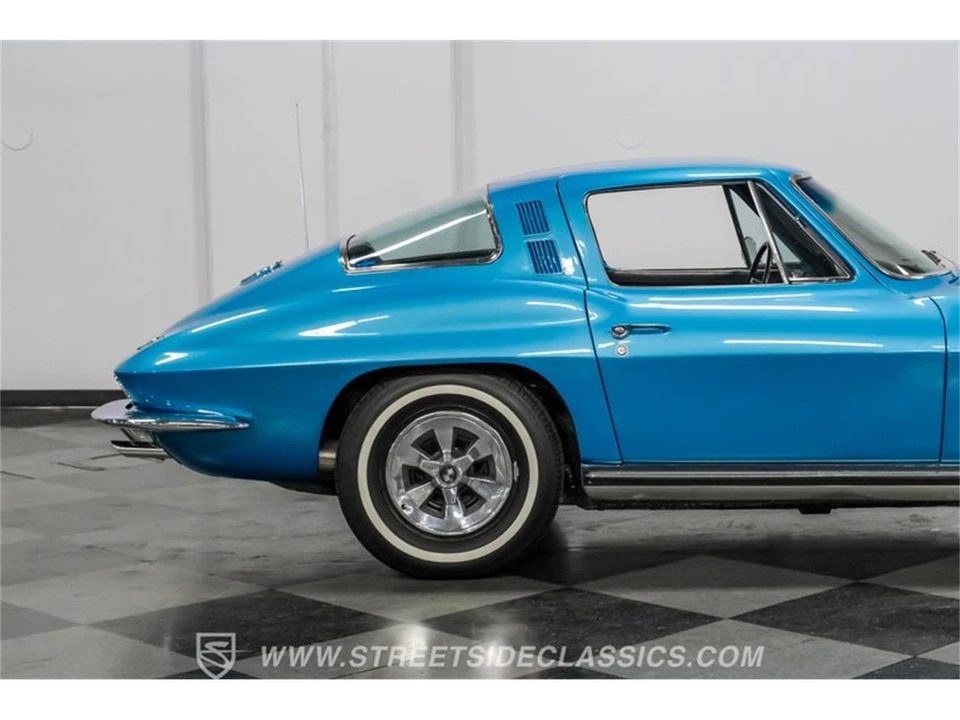 1965 Chevrolet Corvette C2 - Image 27 of 31
