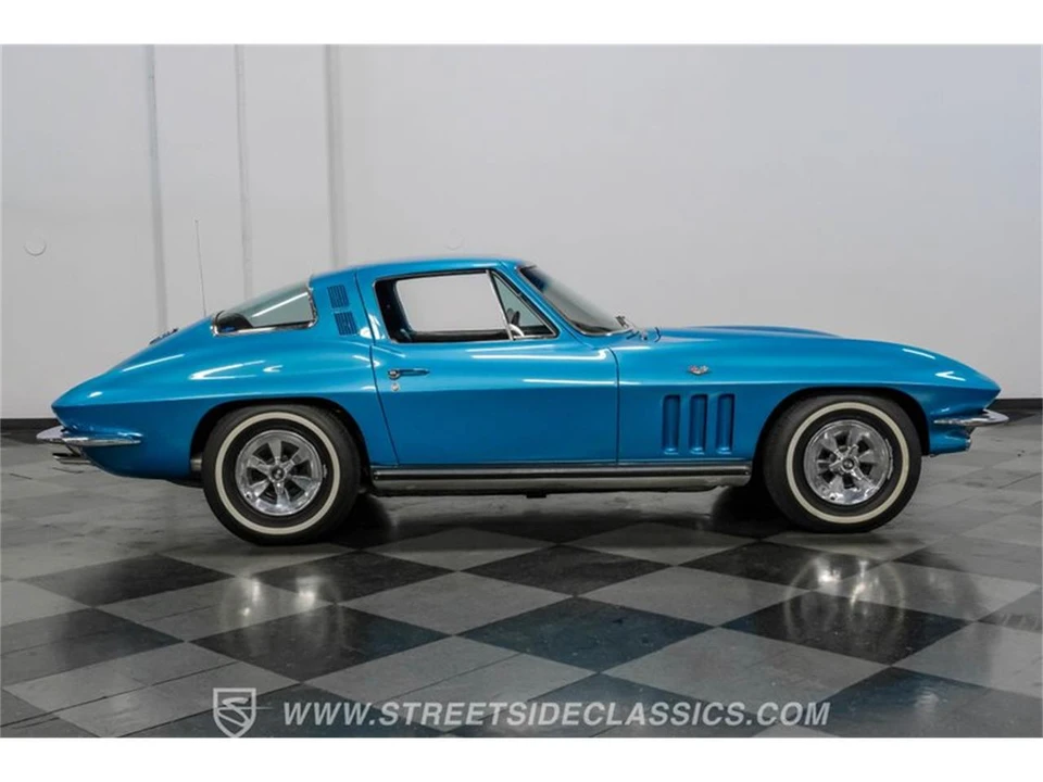 1965 Chevrolet Corvette C2 - Image 13 of 31
