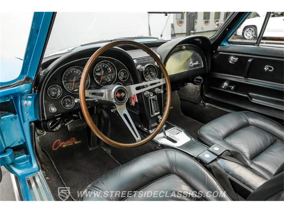 1965 Chevrolet Corvette C2 - Image 4 of 31