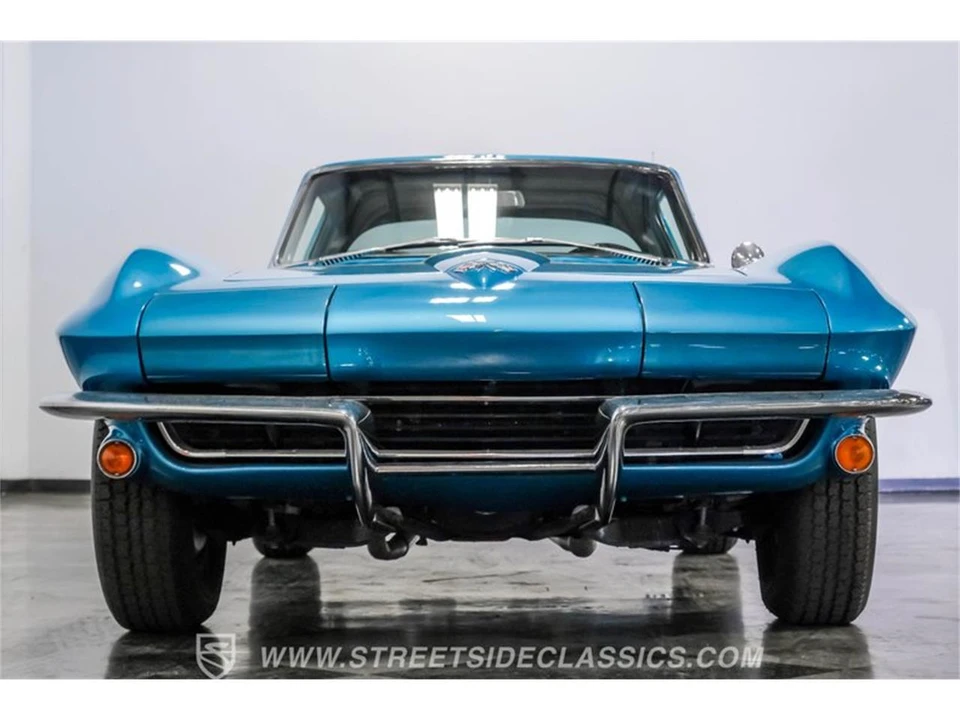 1965 Chevrolet Corvette C2 - Image 29 of 31
