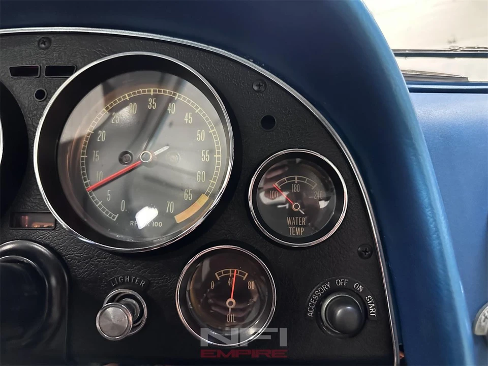 1965 Chevrolet Corvette C2 - Image 28 of 31