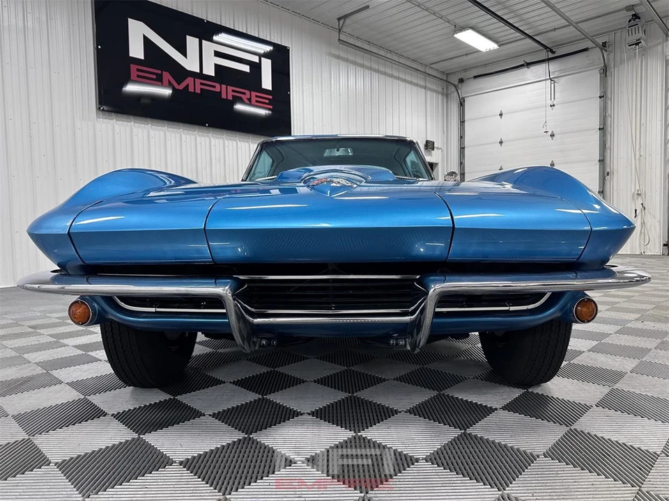 1965 Chevrolet Corvette C2 - Image 14 of 31