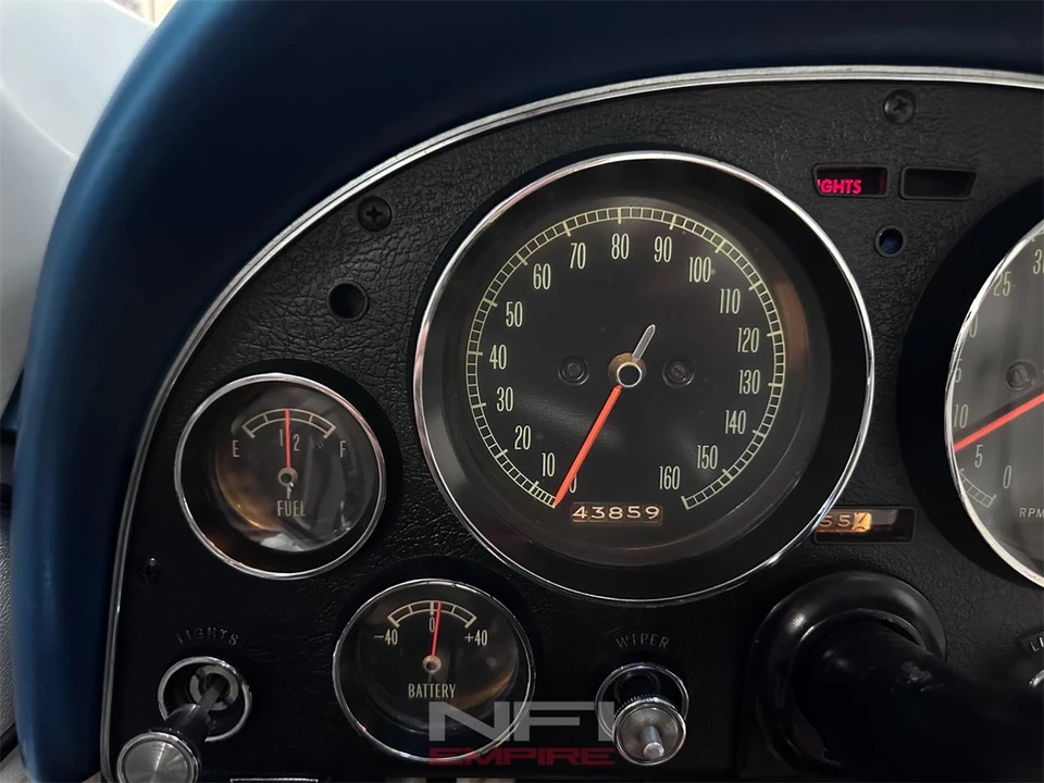 1965 Chevrolet Corvette C2 - Image 30 of 31