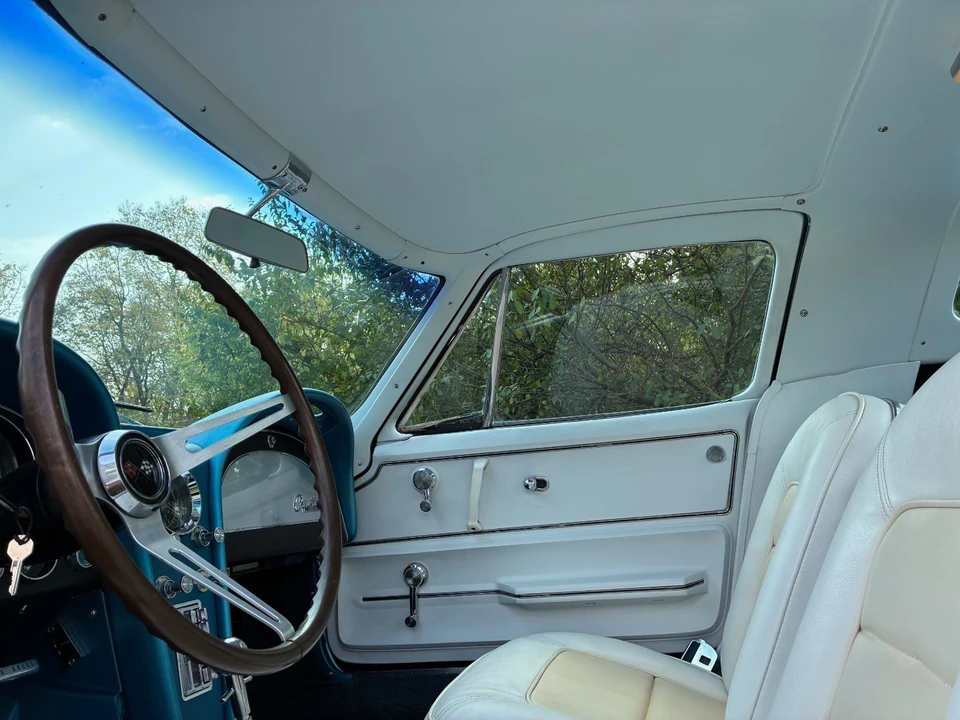 1965 Chevrolet Corvette C2 - Image 15 of 21