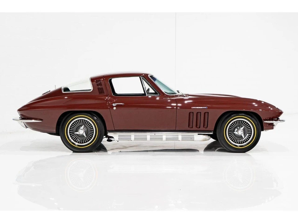 1965 Chevrolet Corvette C2 - Image 30 of 31