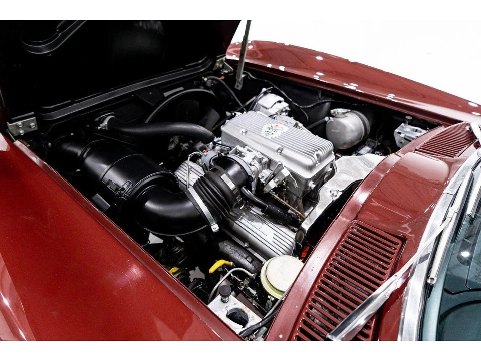 1965 Chevrolet Corvette C2 - Image 18 of 31