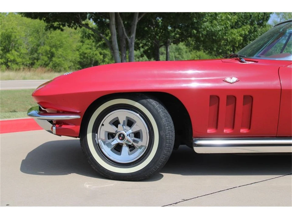 1965 Chevrolet Corvette C2 - Image 26 of 31