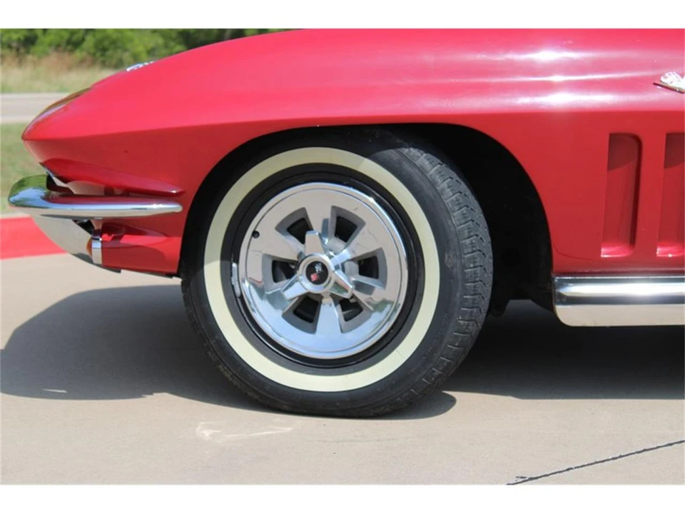 1965 Chevrolet Corvette C2 - Image 27 of 31
