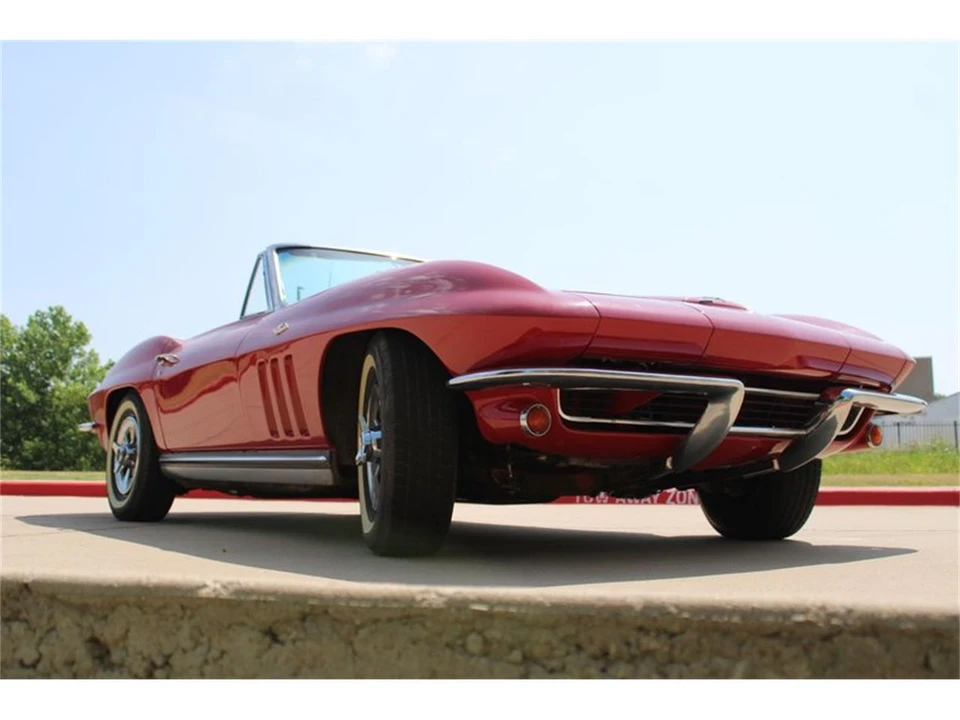 1965 Chevrolet Corvette C2 - Image 22 of 31