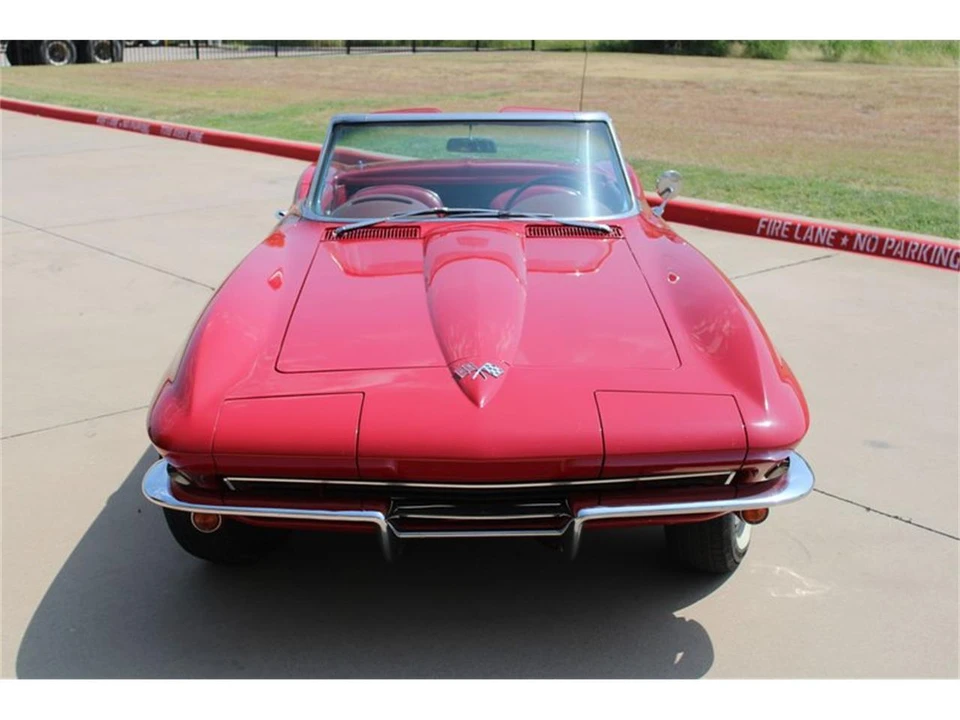 1965 Chevrolet Corvette C2 - Image 23 of 31