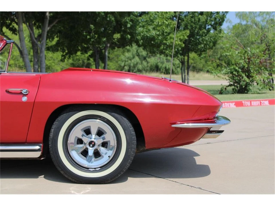 1965 Chevrolet Corvette C2 - Image 29 of 31