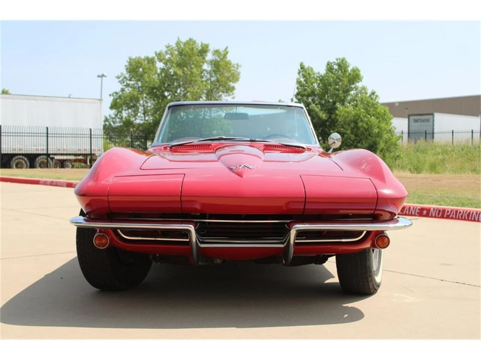1965 Chevrolet Corvette C2 - Image 24 of 31