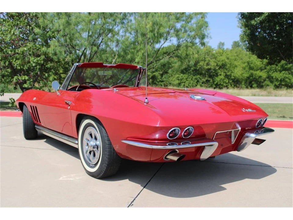 1965 Chevrolet Corvette C2 - Image 9 of 31
