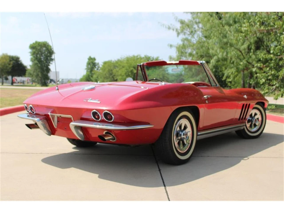 1965 Chevrolet Corvette C2 - Image 15 of 31