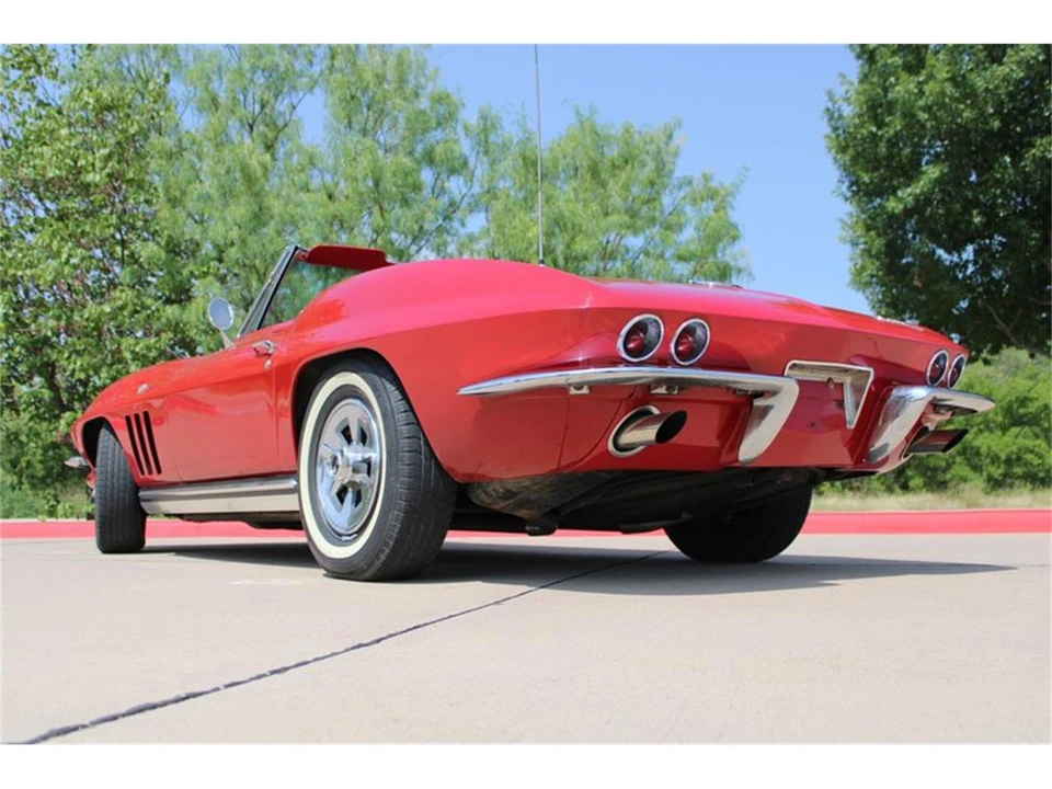 1965 Chevrolet Corvette C2 - Image 10 of 31