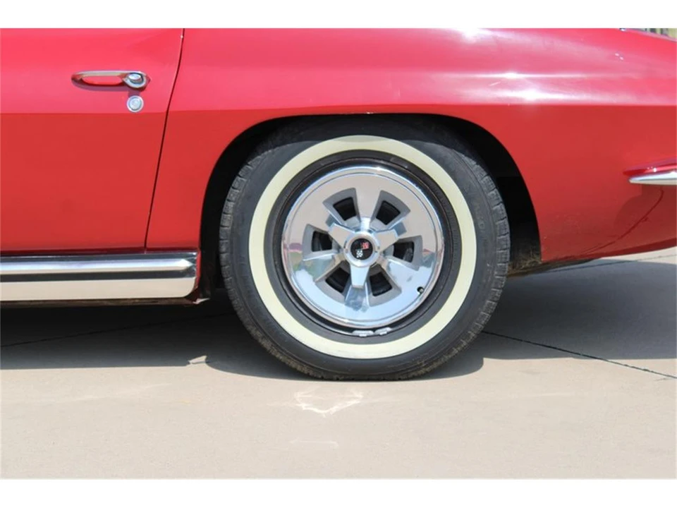 1965 Chevrolet Corvette C2 - Image 30 of 31