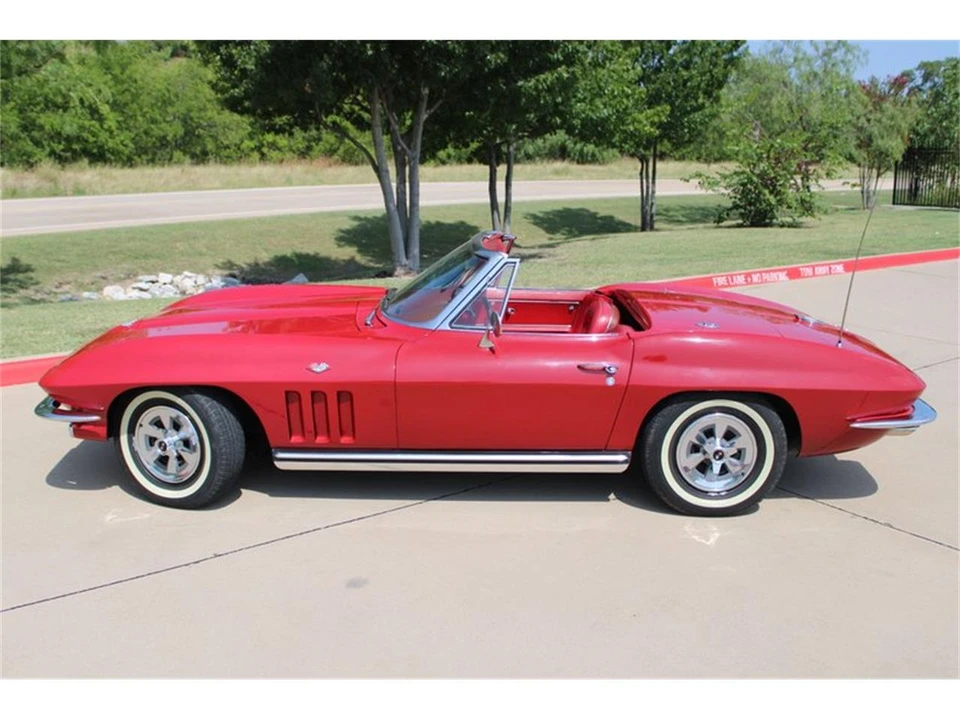 1965 Chevrolet Corvette C2 - Image 5 of 31