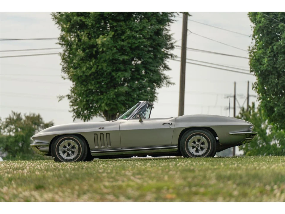 1965 Chevrolet Corvette C2 - Image 4 of 18