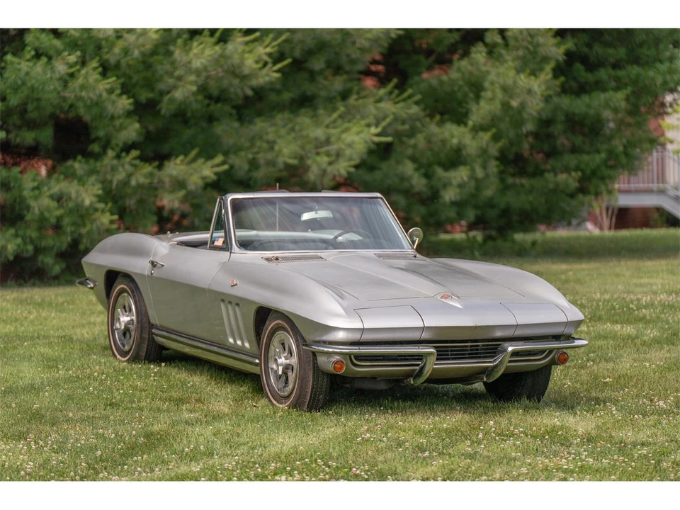 1965 Chevrolet Corvette C2 - Image 18 of 18