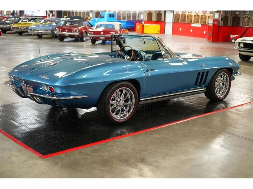 1965 Chevrolet Corvette C2 - Image 6 of 31