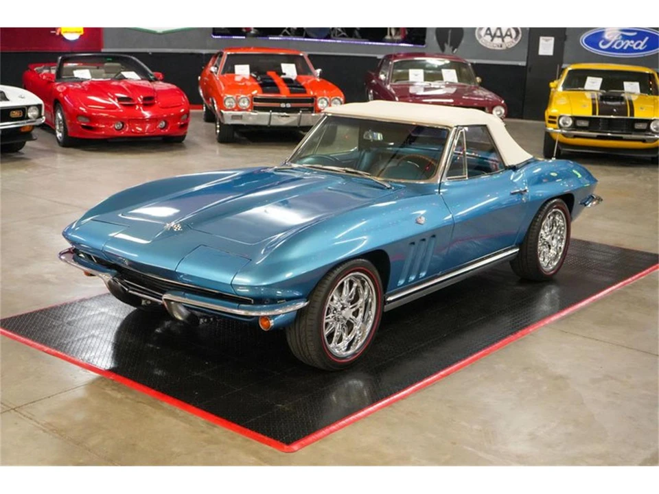 1965 Chevrolet Corvette C2 - Image 26 of 31