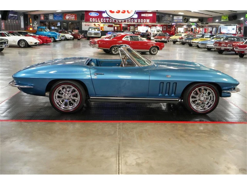 1965 Chevrolet Corvette C2 - Image 7 of 31