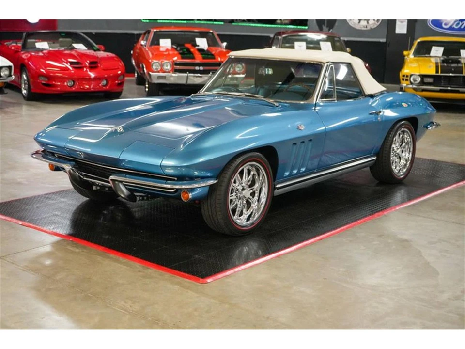1965 Chevrolet Corvette C2 - Image 18 of 31