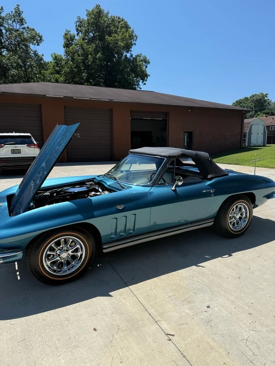 1965 Chevrolet Corvette C2 - Image 9 of 31