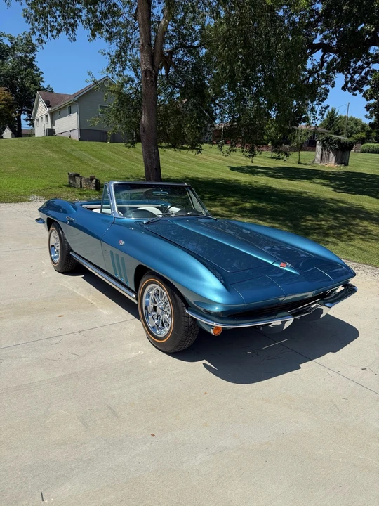 1965 Chevrolet Corvette C2 - Image 5 of 31