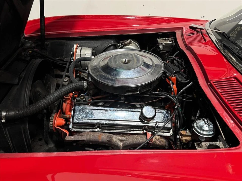 1965 Chevrolet Corvette C2 - Image 6 of 31