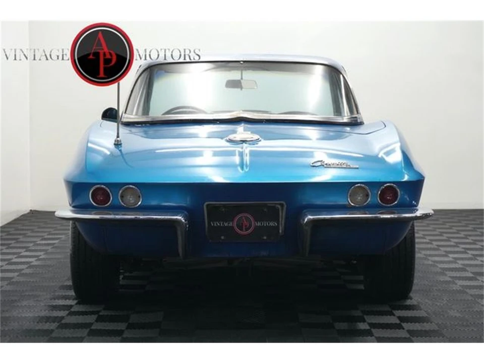 1965 Chevrolet Corvette C2 - Image 23 of 31