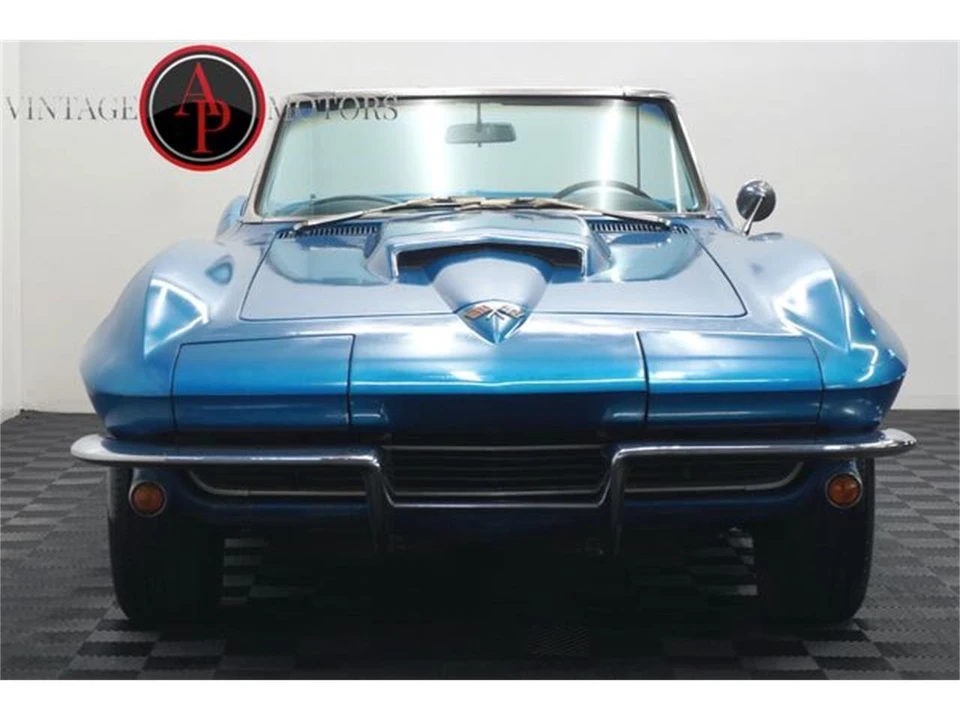 1965 Chevrolet Corvette C2 - Image 19 of 31
