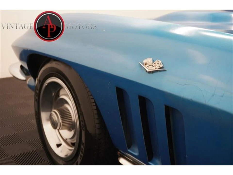 1965 Chevrolet Corvette C2 - Image 20 of 31